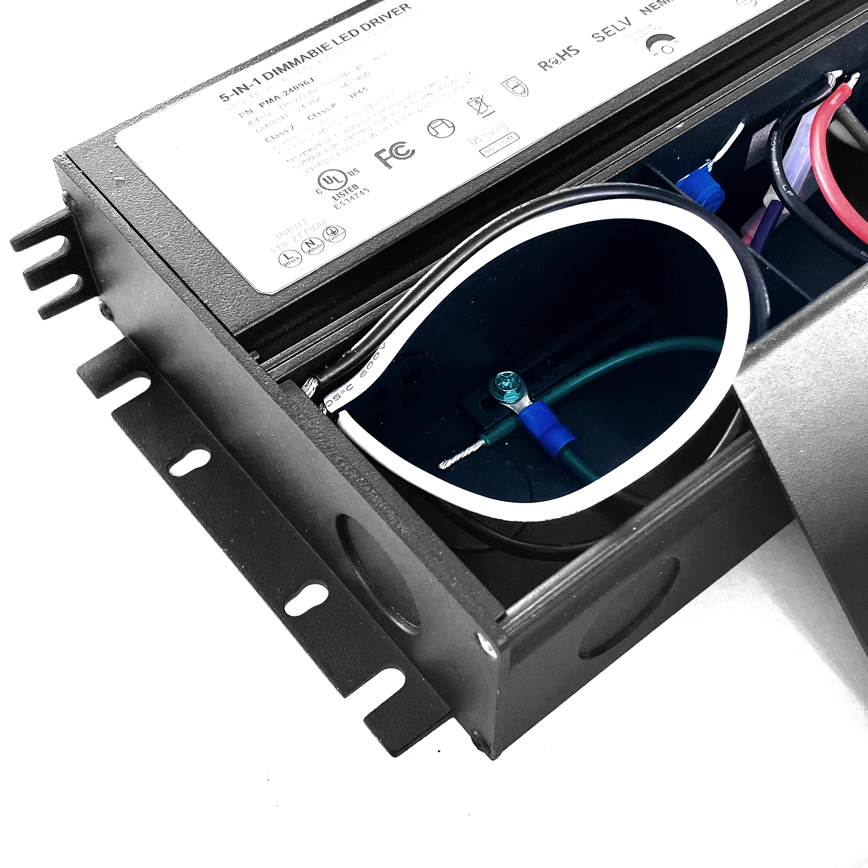 CENTRIC PRO SERIES⢠Flicker-Free Dimmable Power Supply with Integrated Junction Box - Image 3