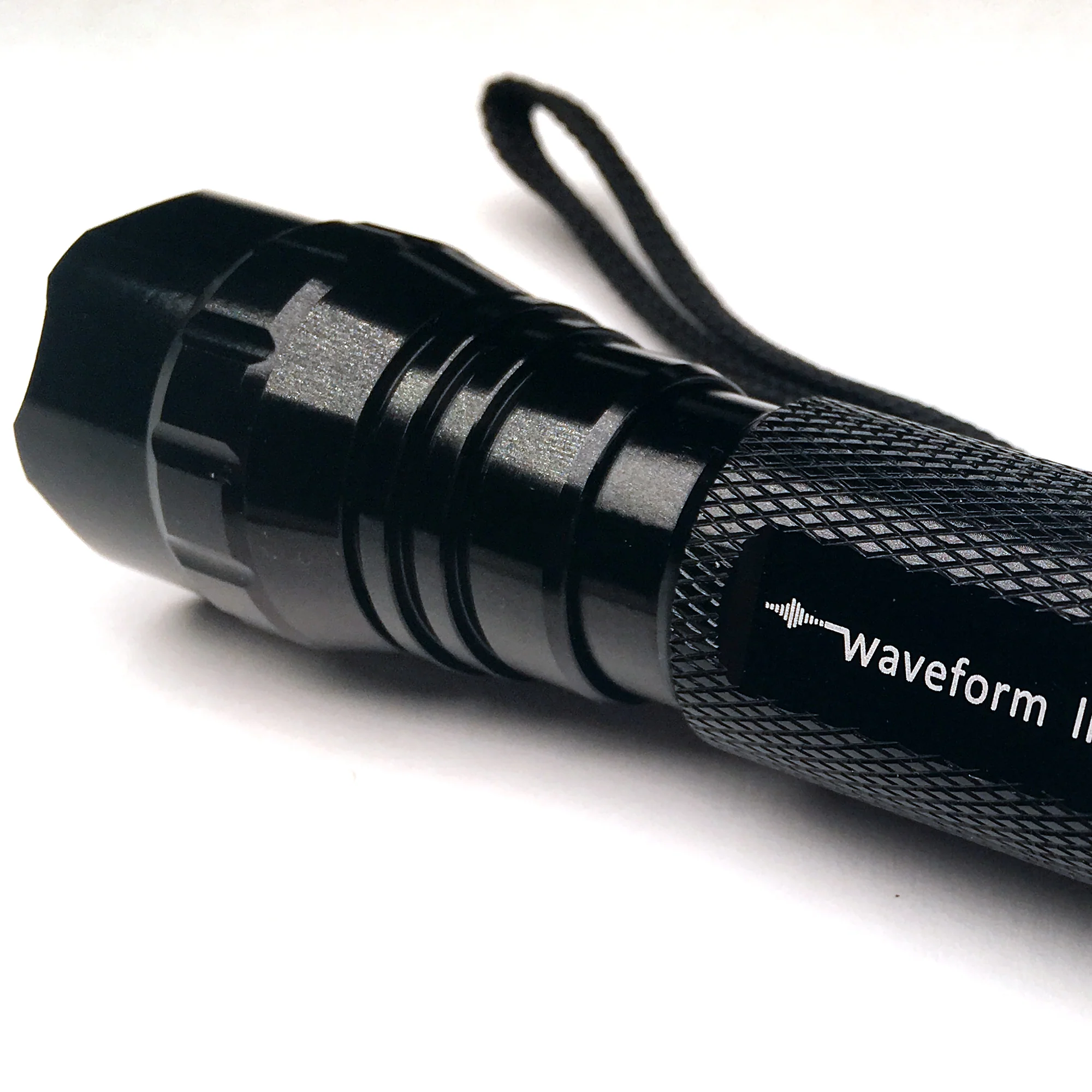 realUVâ„¢ LED Flashlight with BLACKOUTâ„¢ Filter Technology - Image 5